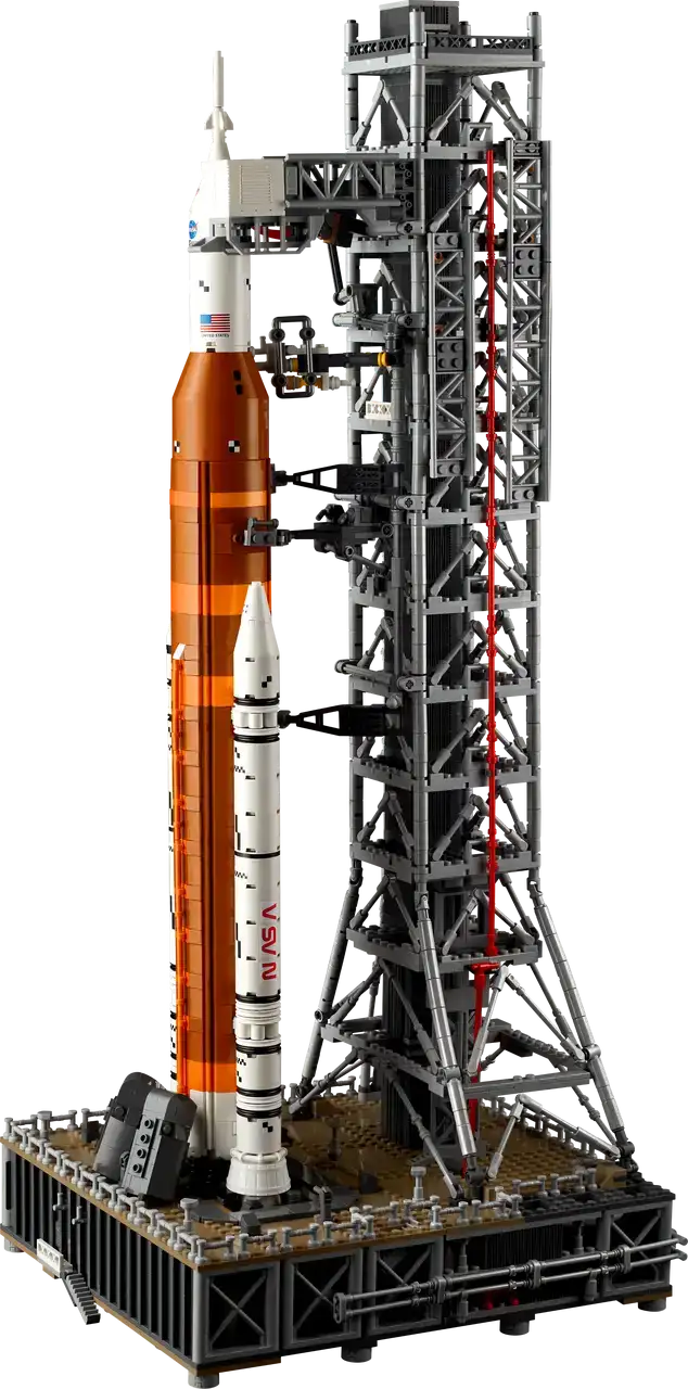 10341 - NASA Artemis Space Launch System