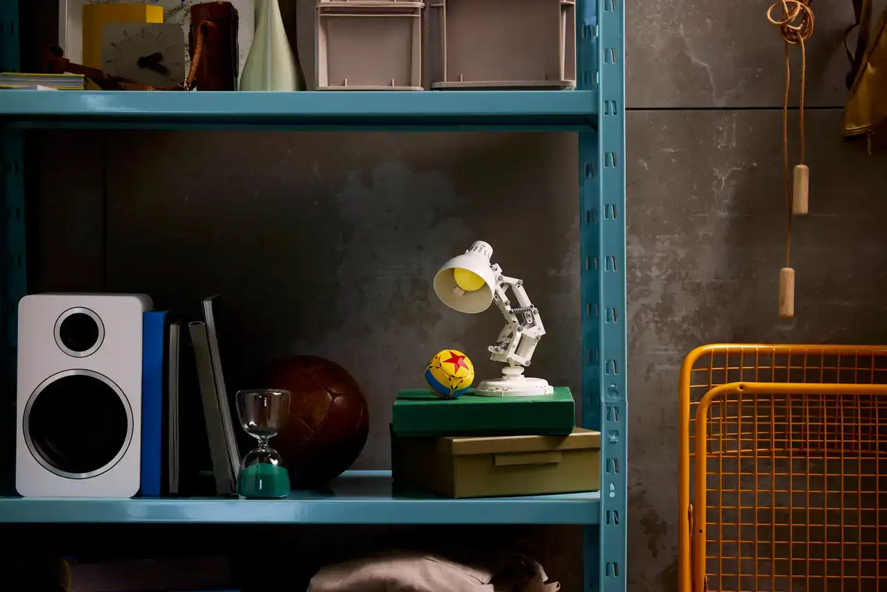 21357 - Disney Pixar Luxo Jr.