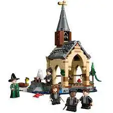 76426 - Hogwarts Castle Boathouse