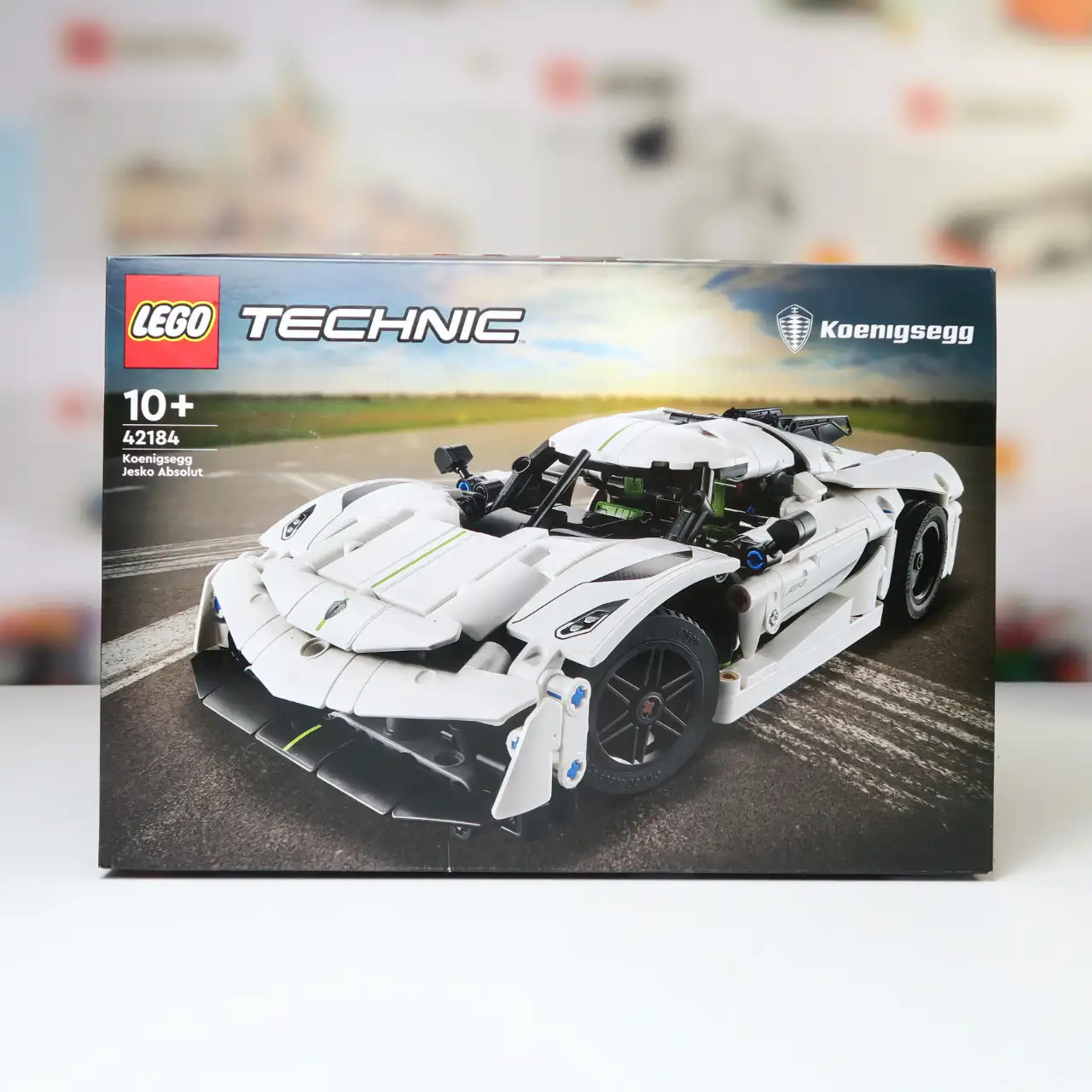 42184 - Koenigsegg Jesko Absolut White Hypercar