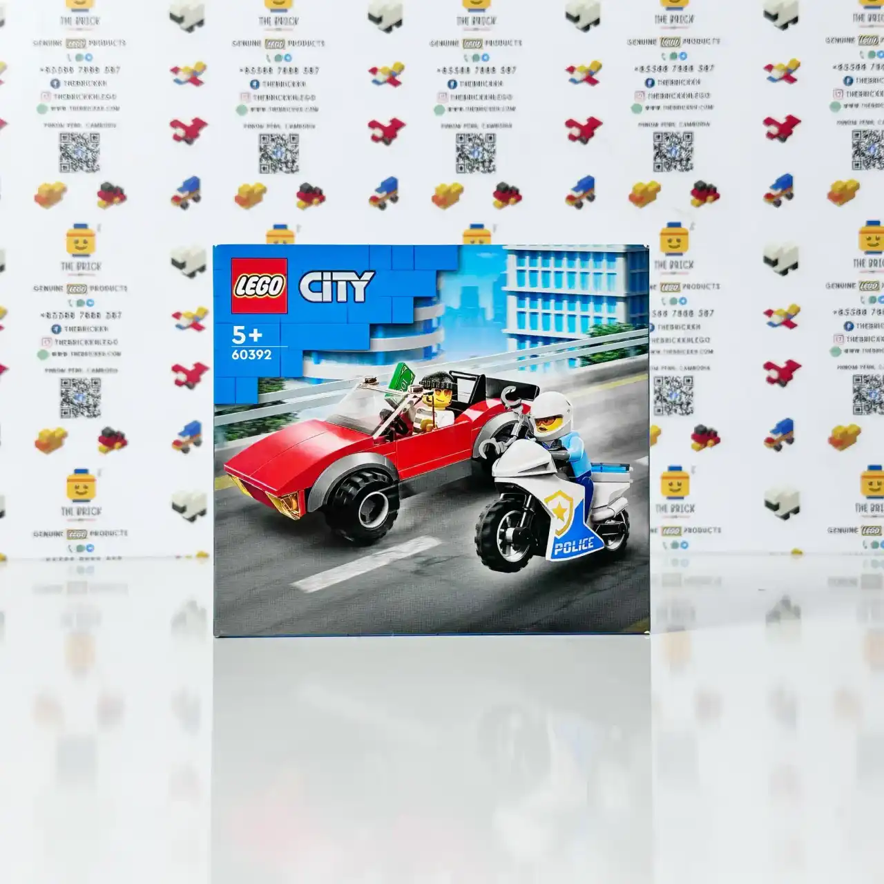 60392 - Police Bike Car Chase