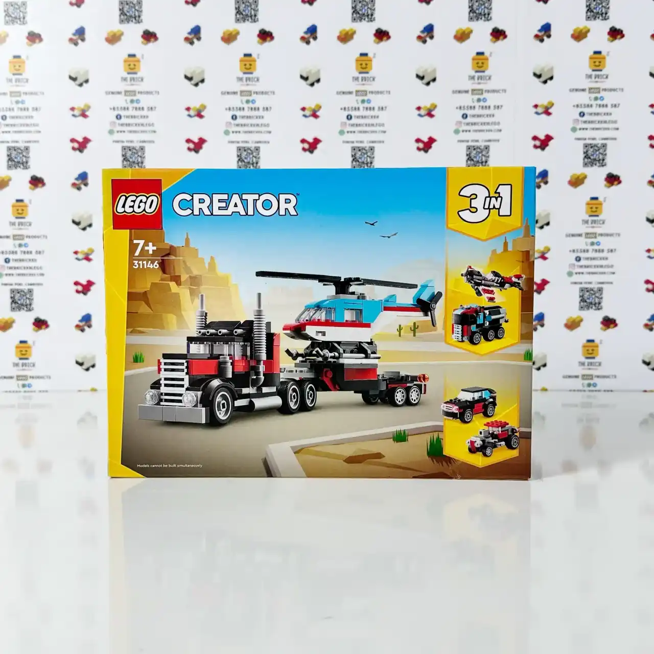 31146 - Flatbed Truck with Helicopter