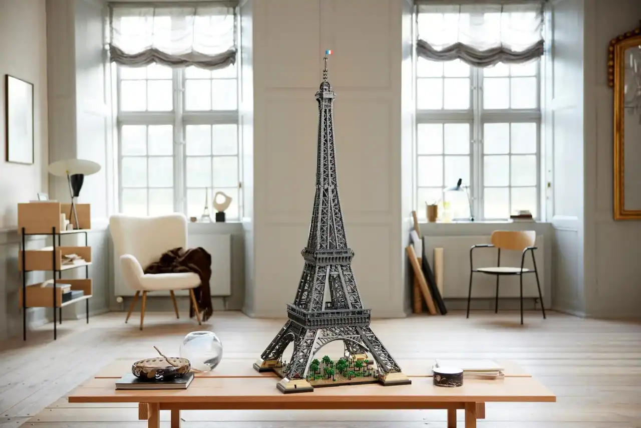 10307 - Eiffel Tower