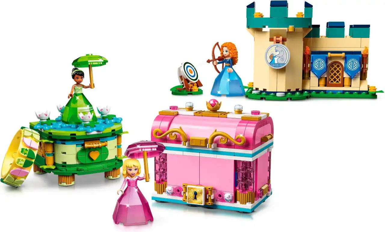 43203 - Aurora, Merida and Tiana's Enchanted Creations