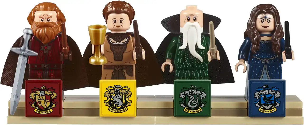 71043 - Hogwarts Castle
