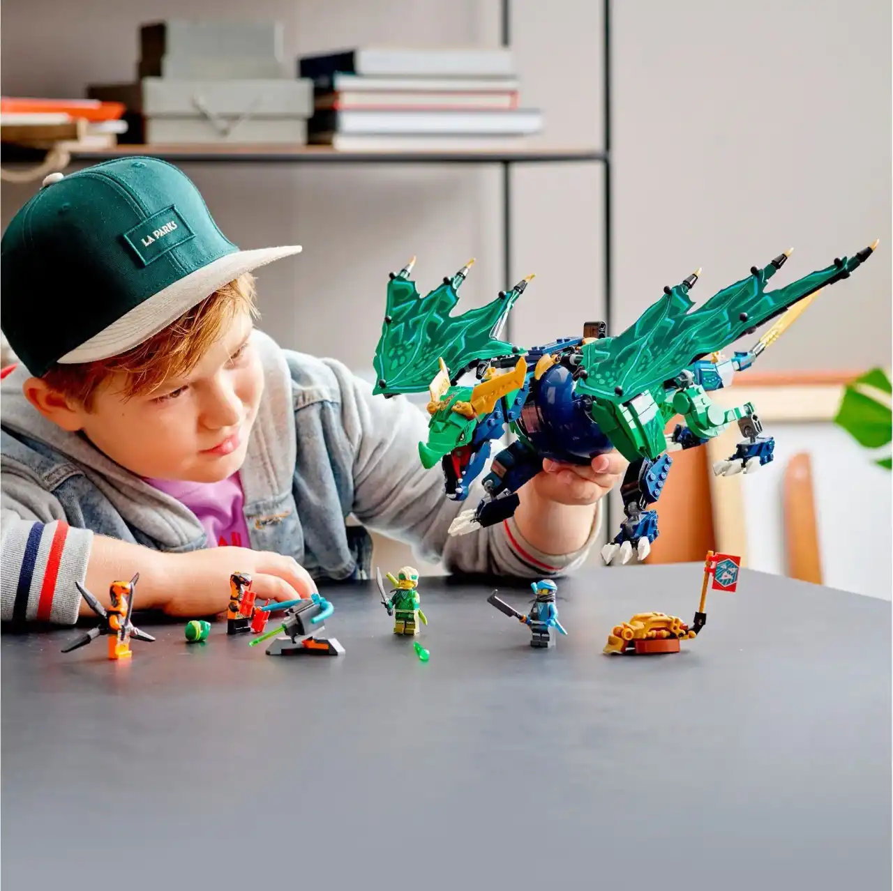 71766 - Lloyd's Legendary Dragon