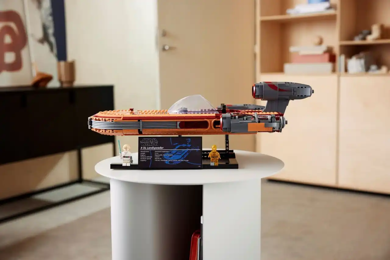 75341 - Luke Skywalker's Landspeeder