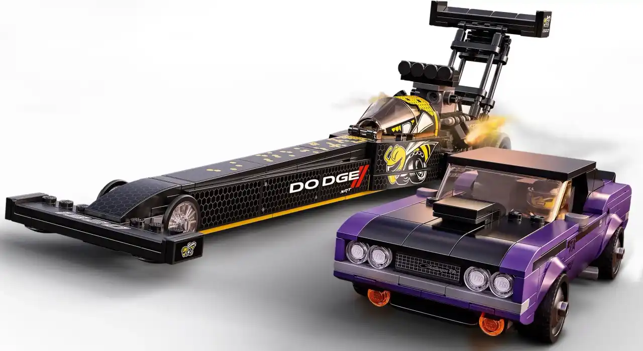 76904 - Mopar Dodge//SRT Top Fuel Dragster and 1970 Dodge Challenger T/A