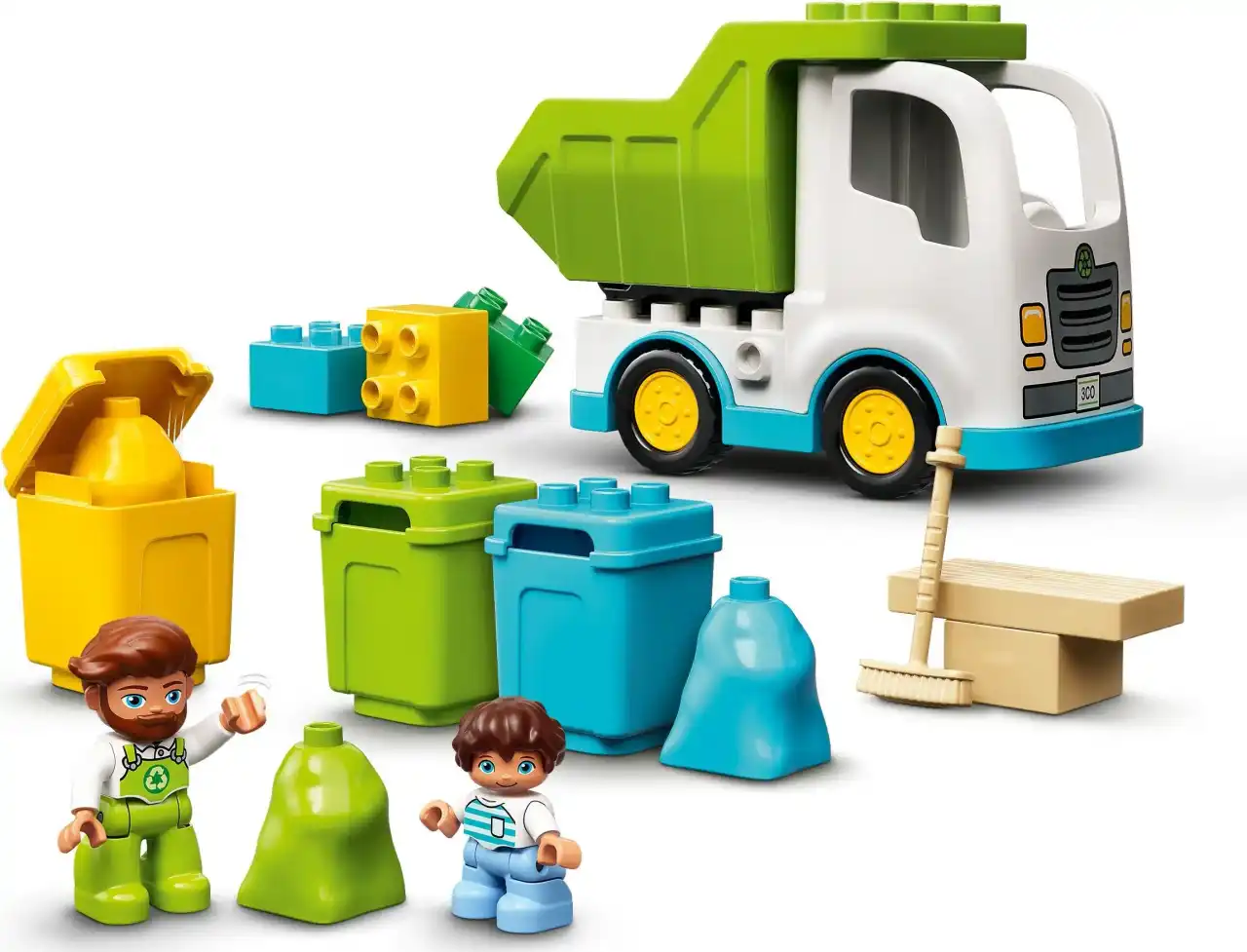 10945 - Garbage Truck and Recycling